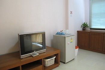 Somjai House Hotel Sziracsa Kültér fotó